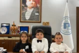 Bilecik Pazaryeri’nde 23 Nisan’da koltuk çocukların