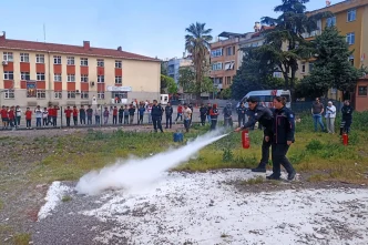 Kocaeli’nde emniyet güçleri afetlere karşı hazır kıta