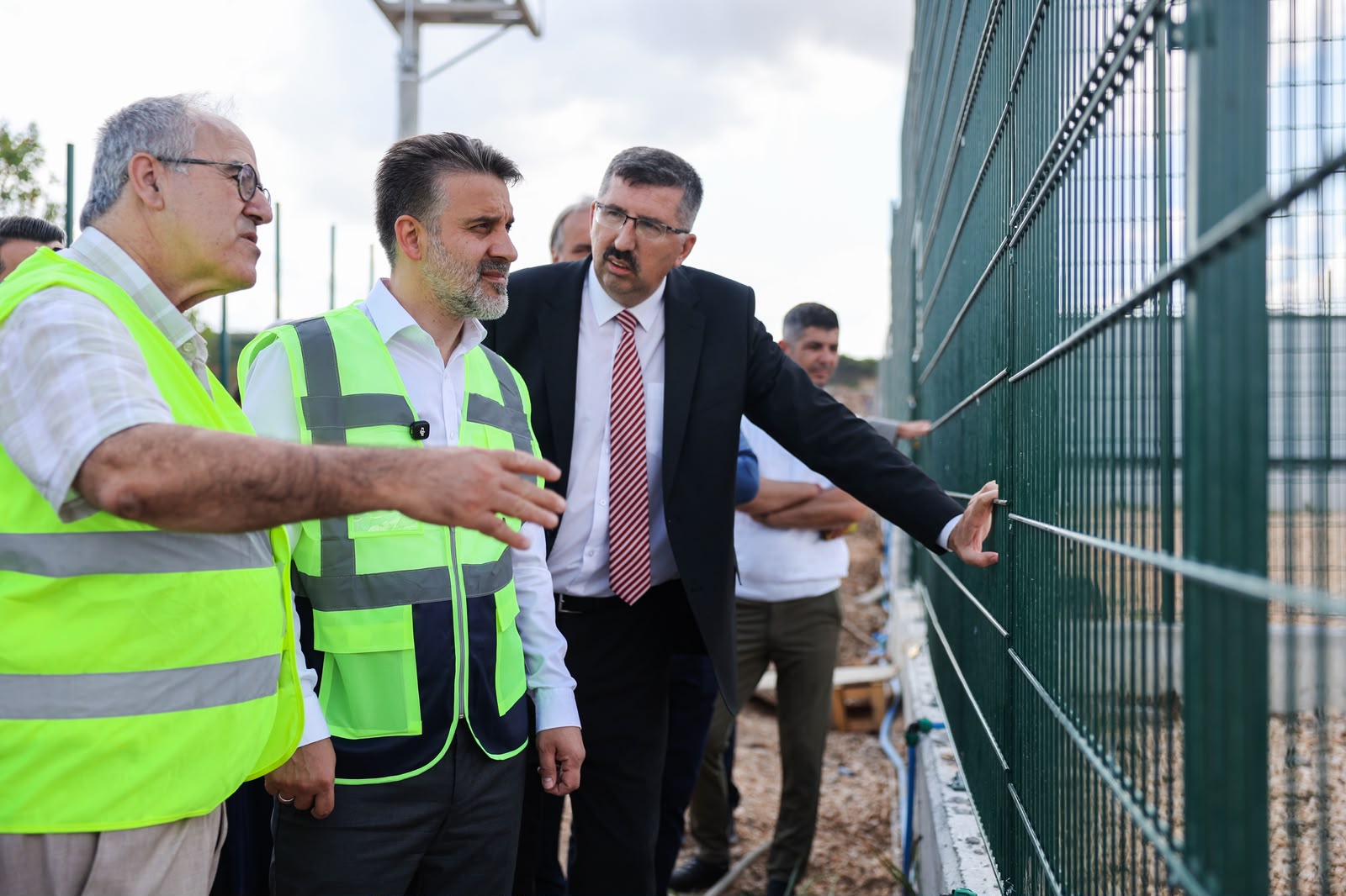 BÜYÜKŞEHİR’DEN SOKAK HAYVANLARINA YENİ YUVA