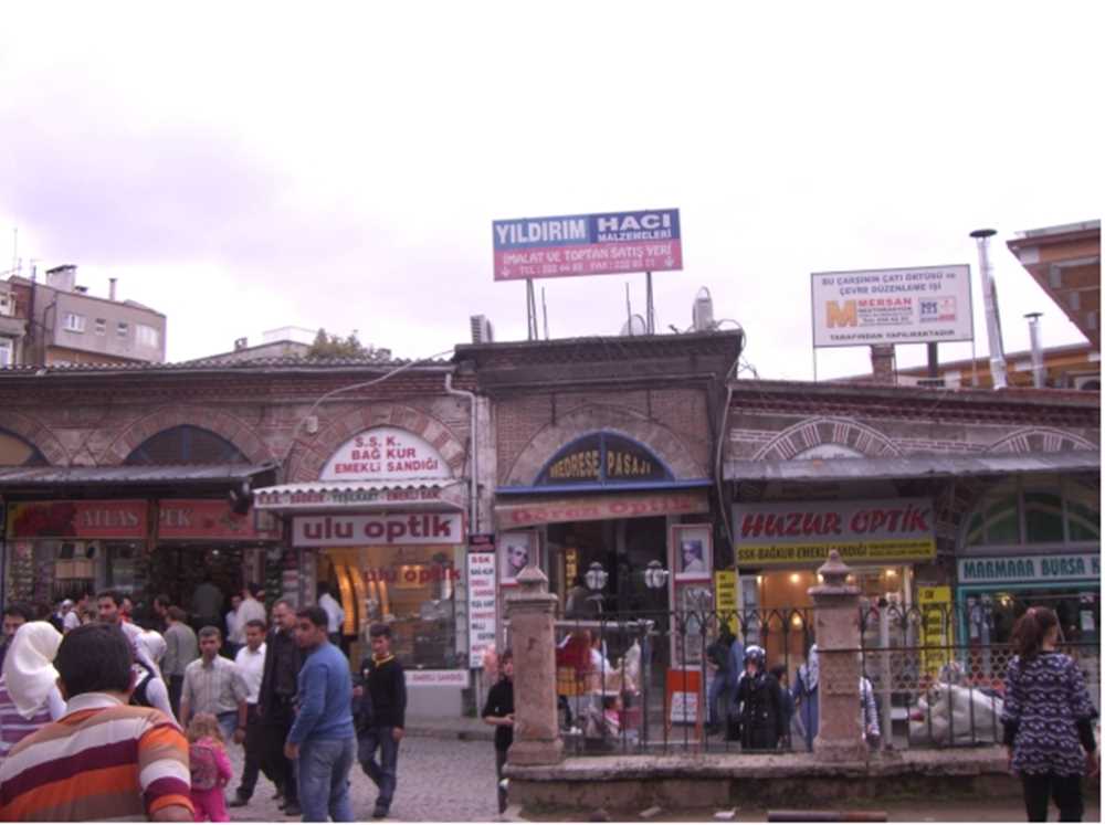 Bursa’da Tarihi Medrese Pasajı Satışa Çıkarıldı
