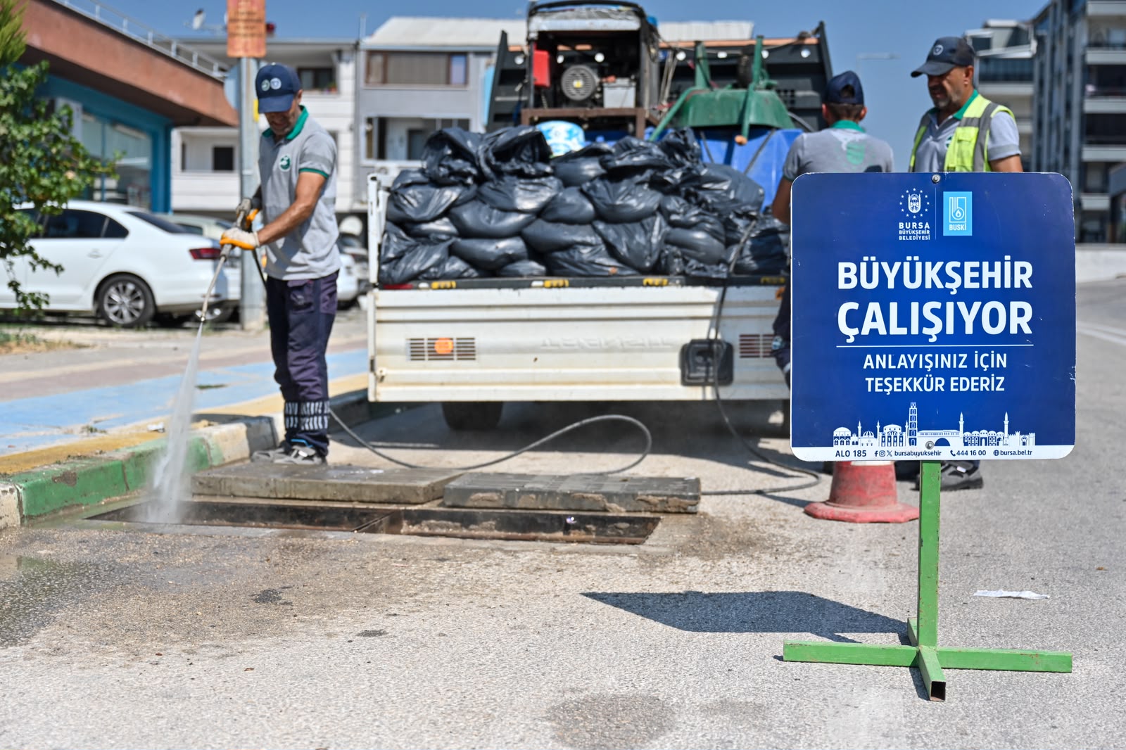 Büyükşehir’den altyapıya bahar temizliği