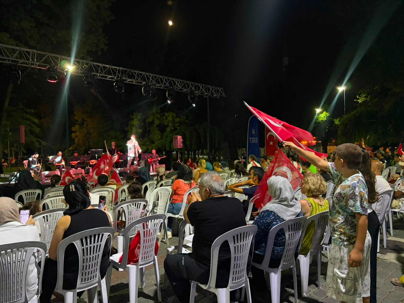 KÜLTÜRPARK’TA ZAFER TÜRKÜLERİ