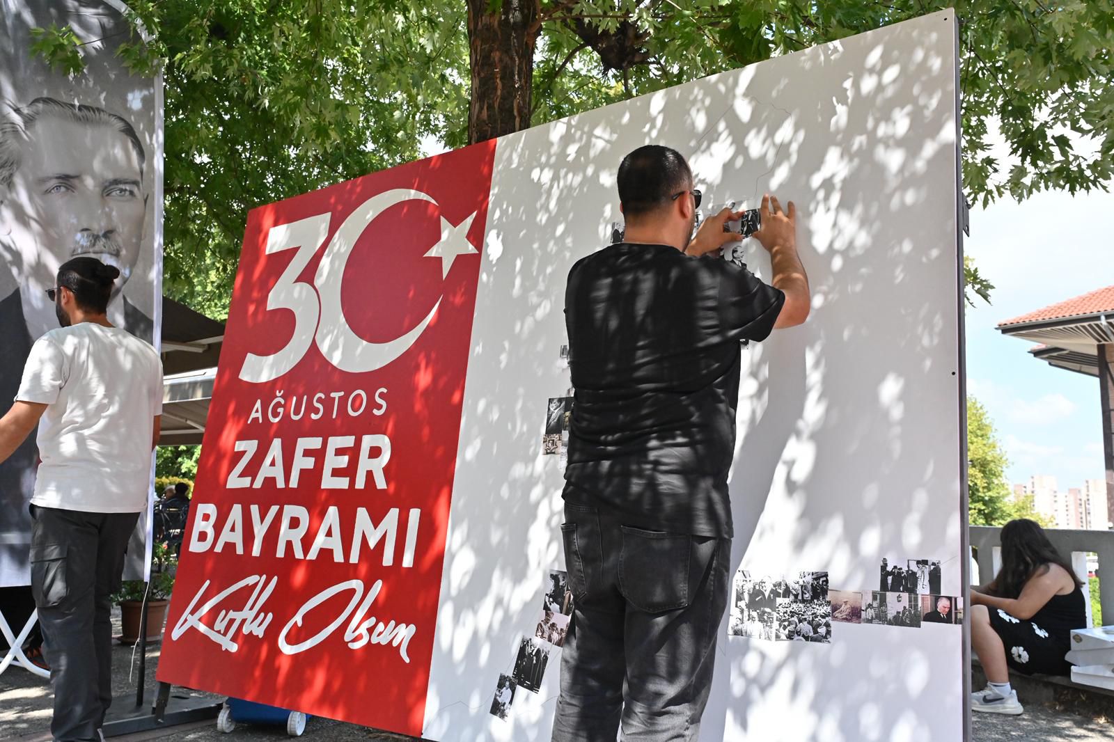 Bursalılardan Zafer Bayramı’na anlamlı iz