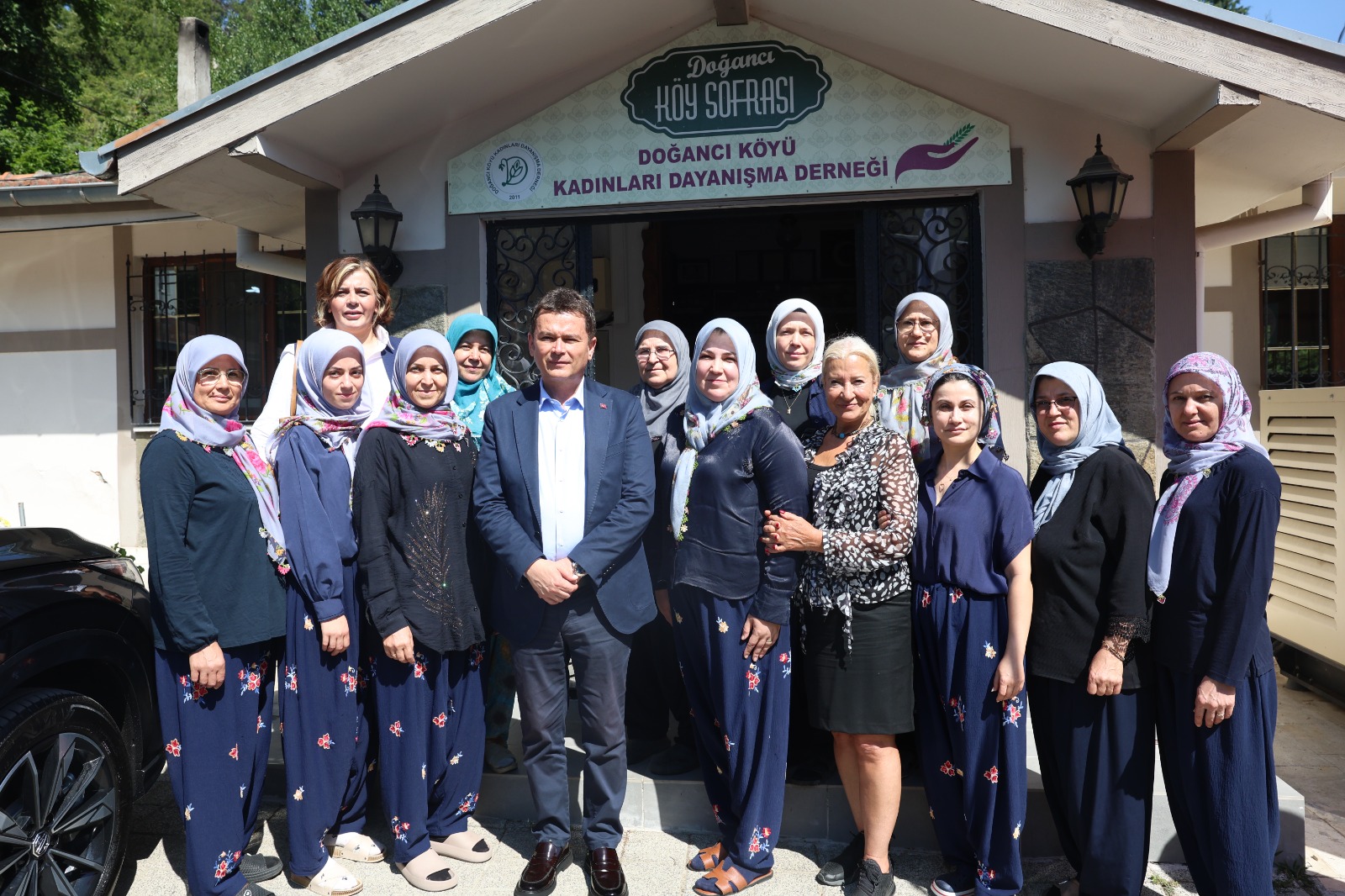 Başkan Erkan Aydın, Doğancı’da Vatandaşların Taleplerini Yerinde Dinledi (Görüntülü)