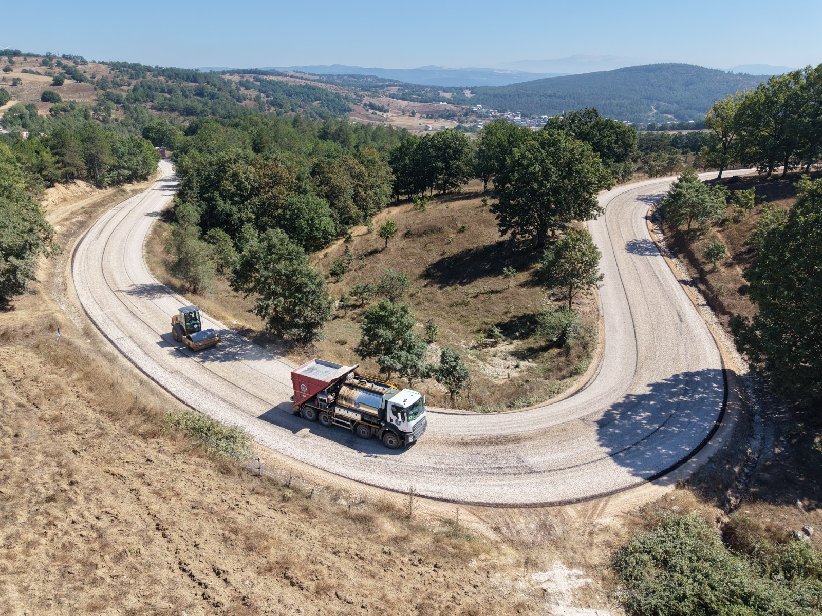 BURSA’NIN 4 İLÇESİNE TOPLAM 32,5 KİLOMETRE YENİ YOL