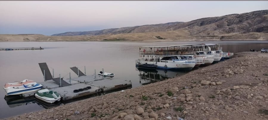 HASANKEYF’TE TEKNE SEFERLERİ 21 ARALIK’A KADAR DEVAM EDECEK