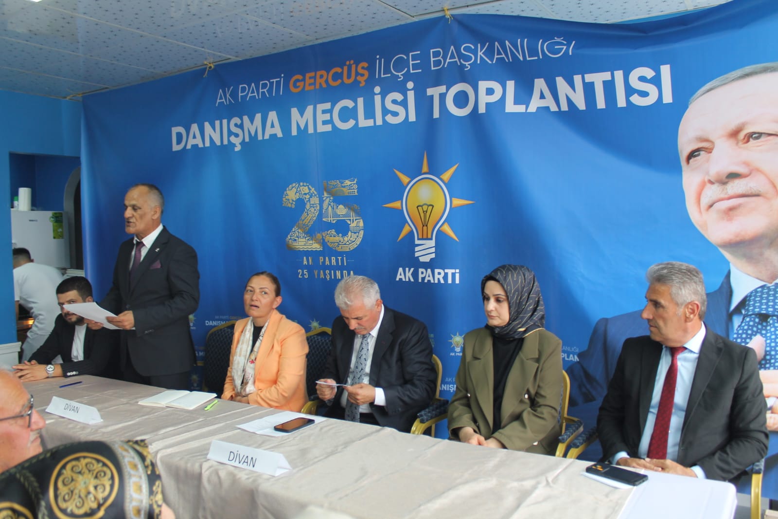AK PARTİ GERCÜŞ’TE SAHA VE İSTİŞARE MESAJI: “SÖZ DE KARAR DA MİLLETİMİZİN”
