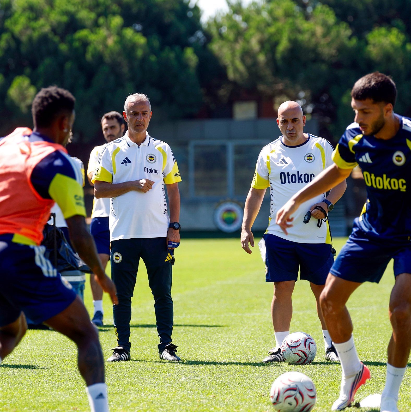 Fenerbahçe’de Kartal ile Devam Kararı
