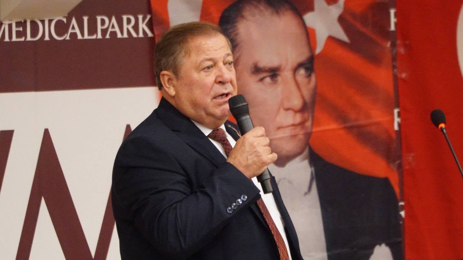 Pars: “Bu ülkeye ömür veren emeklilerin boynu bükük kalmasın!”