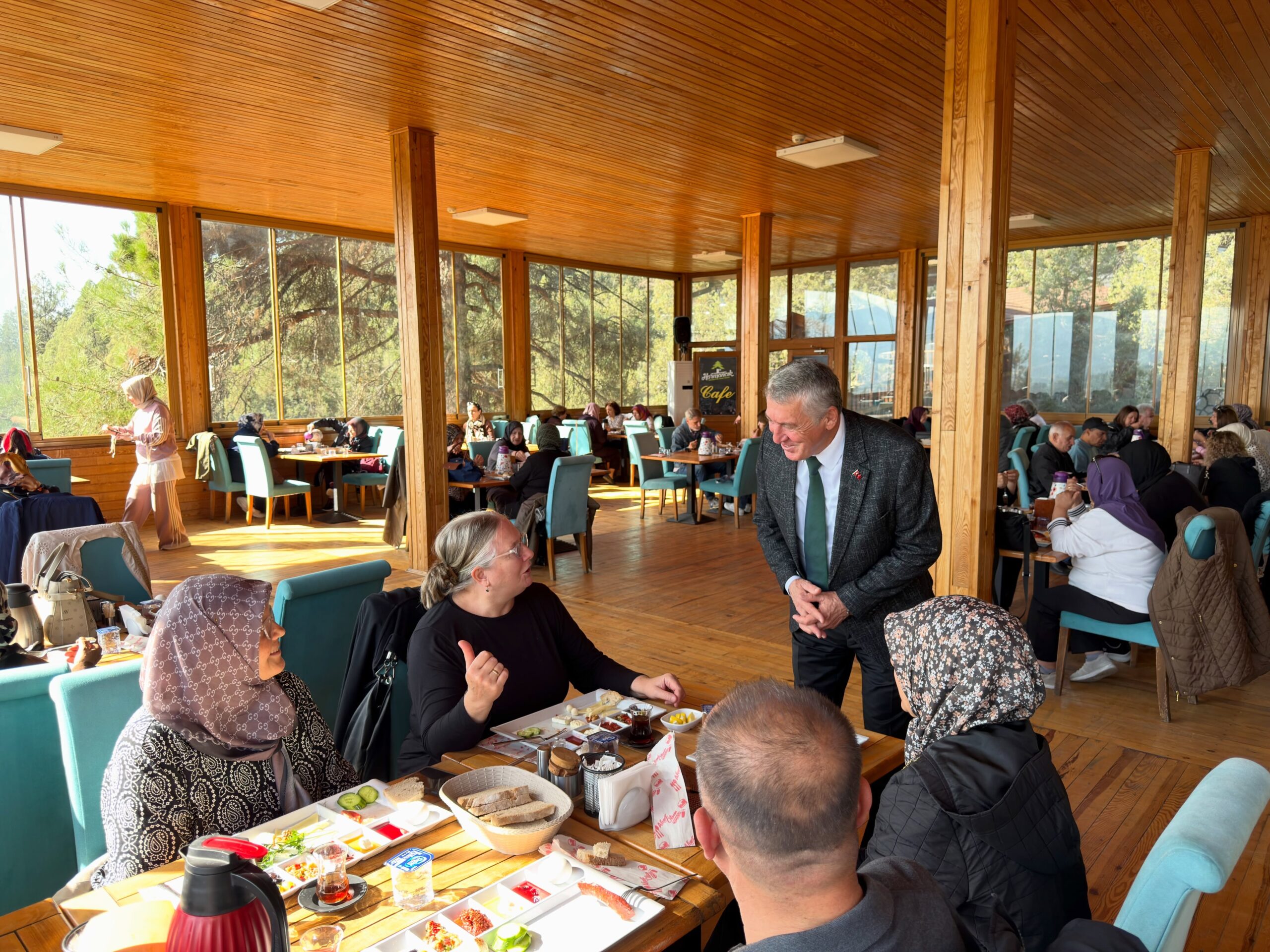 Arıkan: Harmancık’ta Öğrenci Misafirhanesi Tamamlanacak