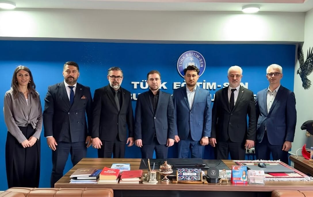 Çetincengiz ve Şen, Türk Eğitim-Sen Bursa 2 No’lu Şube’yi Ziyaret Etti