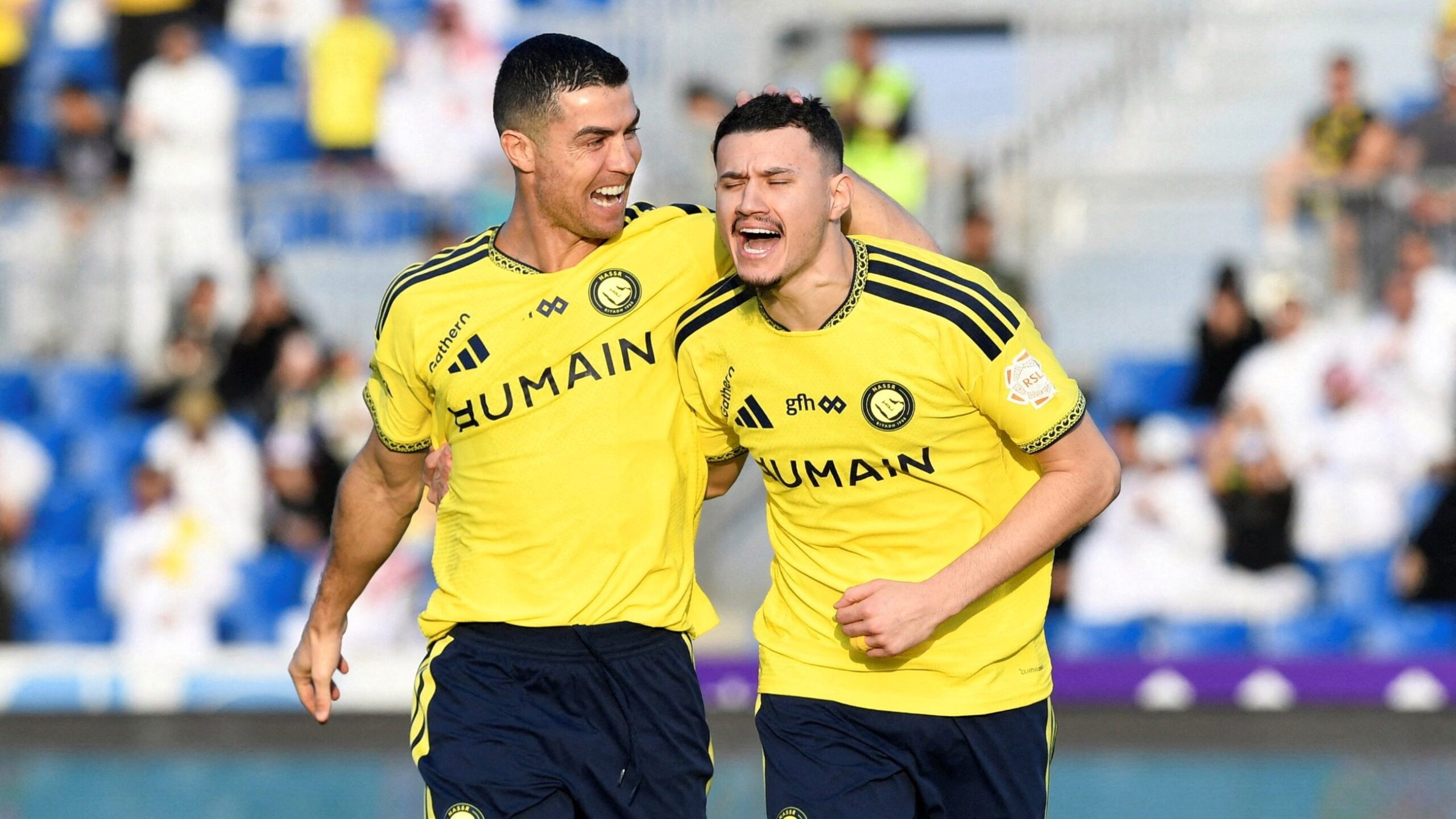 Ronaldo Al Faysaly’de Gol Attı, Resmi Gol Sayısı 982’ye Çıktı
