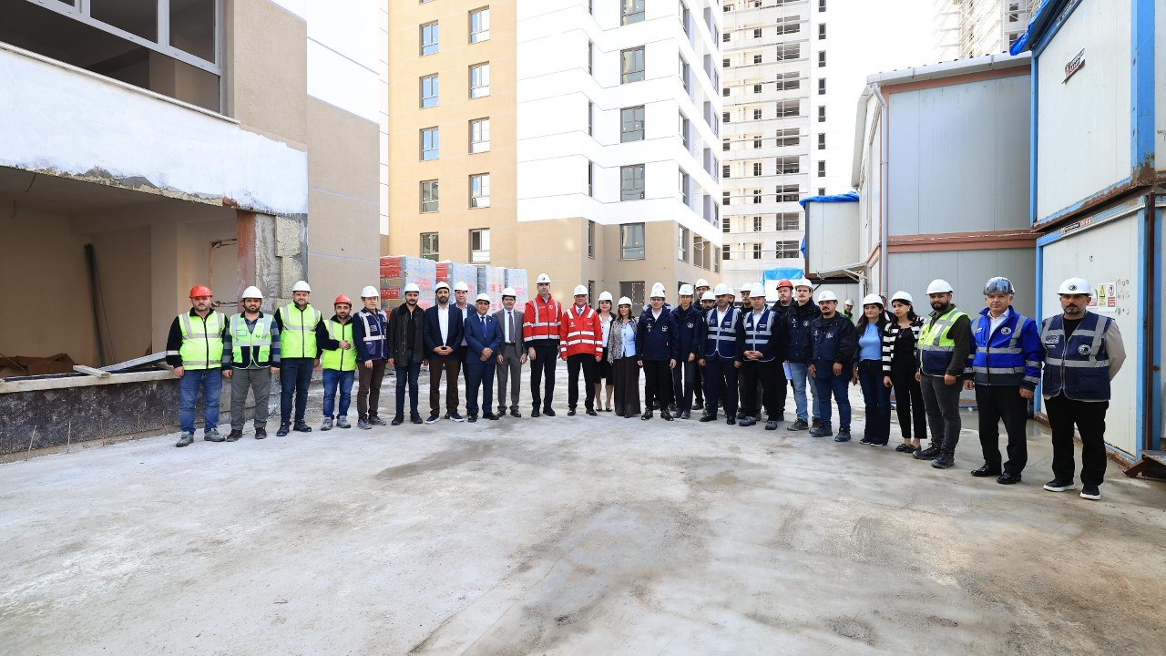 Nuri Aslan Kartal’da Kentsel Dönüşüm Projesini İnceledi