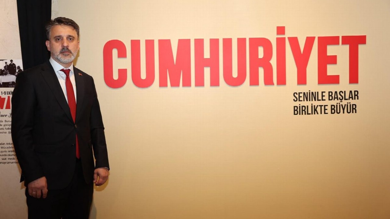 Bursa Kent Müzesi’nde Cumhuriyet Sergisi Ziyarete Açıldı