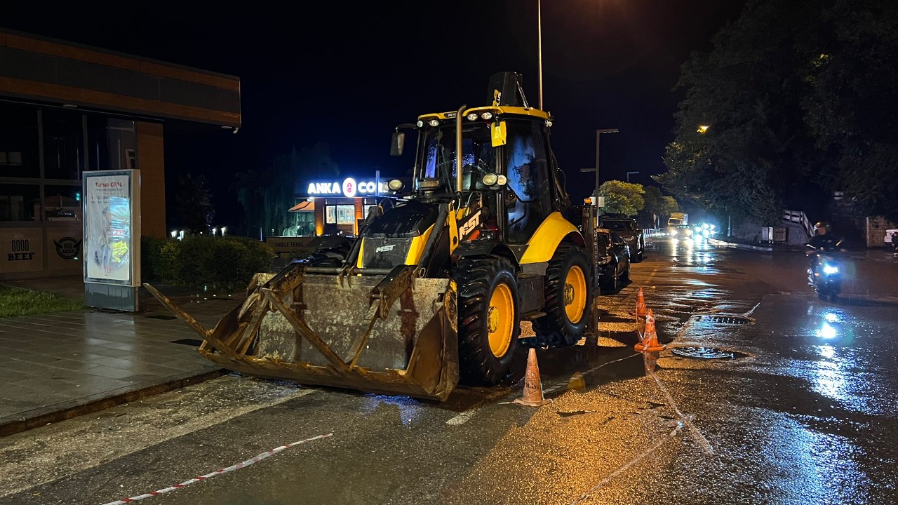 Zonguldak Belediyesi Ekipleri Yağışlar Öncesinde Sahada