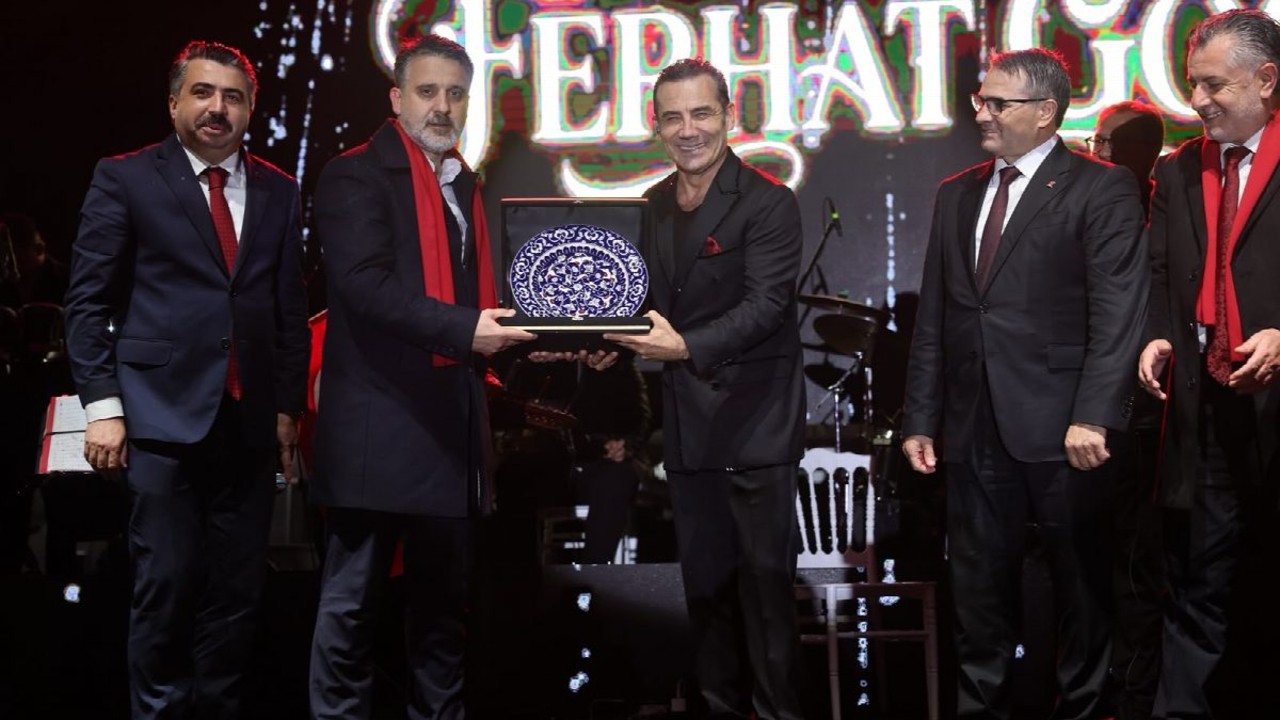 Bursa’da Cumhuriyet Yürüyüşüne Binlerce Kişi Katıldı