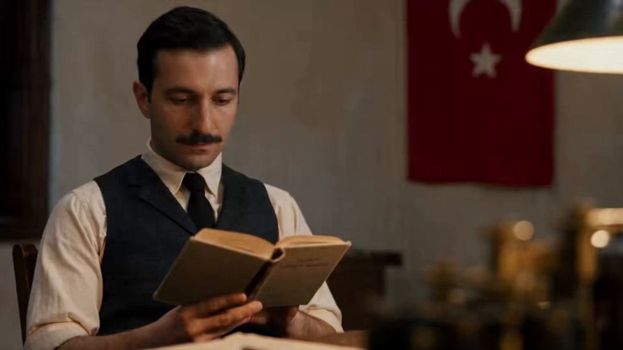 CHP’den Cumhuriyet Mesajı: Atatürk ve Kahramanlar Anıldı