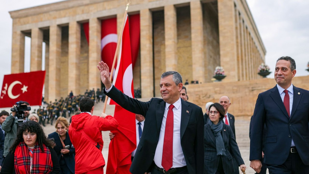Özgür Özel, Cumhuriyet Bayramı Törenine Katıldı