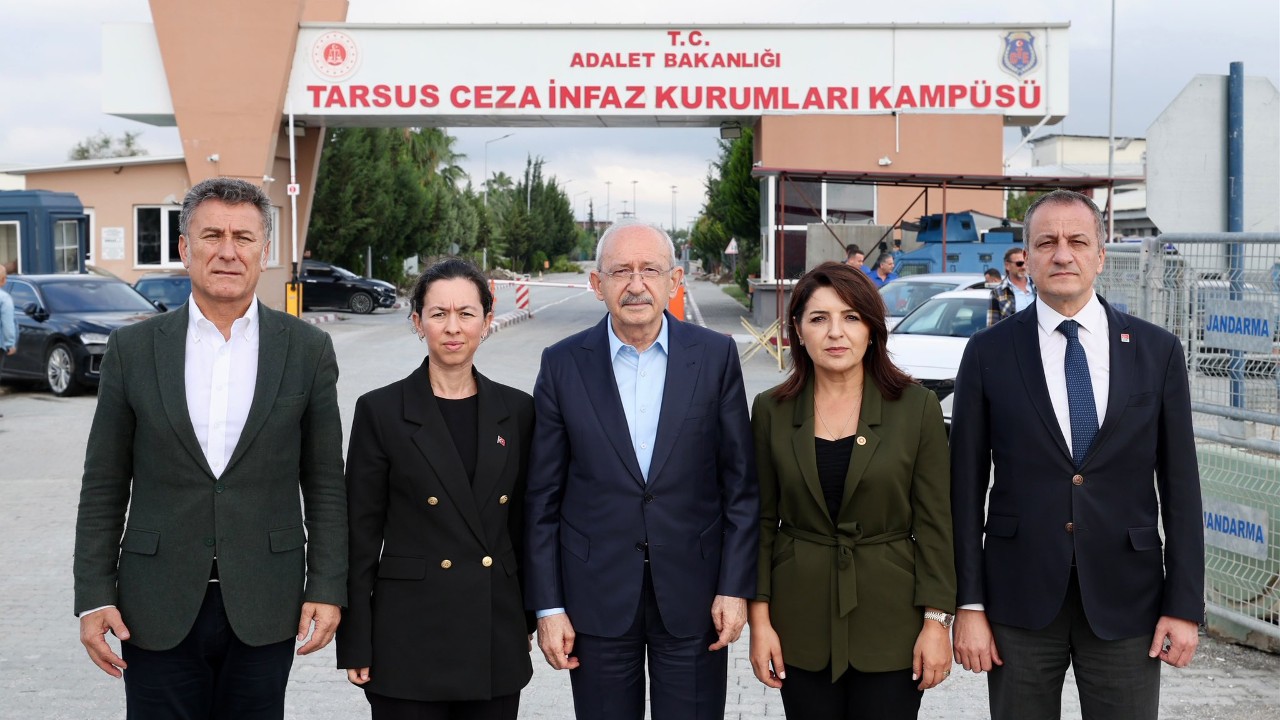 CHP’li Kılıçdaroğlu’ndan Tarsus Cezaevi’ne Ziyaret