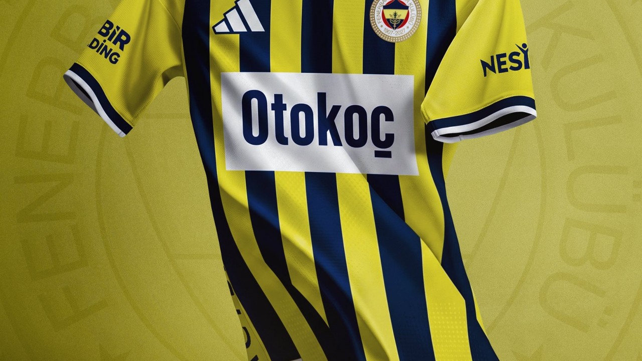 Fenerbahçe Sahaya Çubuklu Formayla Çıkacak