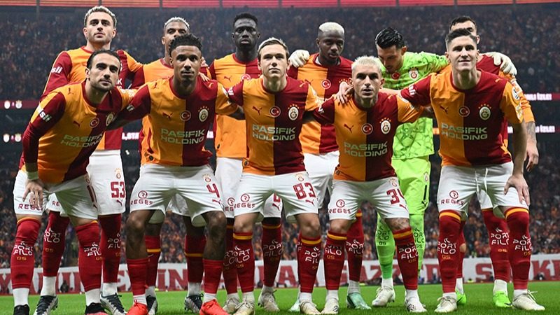 Galatasaray Fenerbahçe’yi 2-1 Mağlup Etti