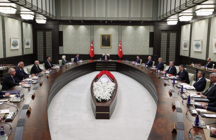 Kabine Yarın Beştepe’de Toplanacak: Fon Soruşturması