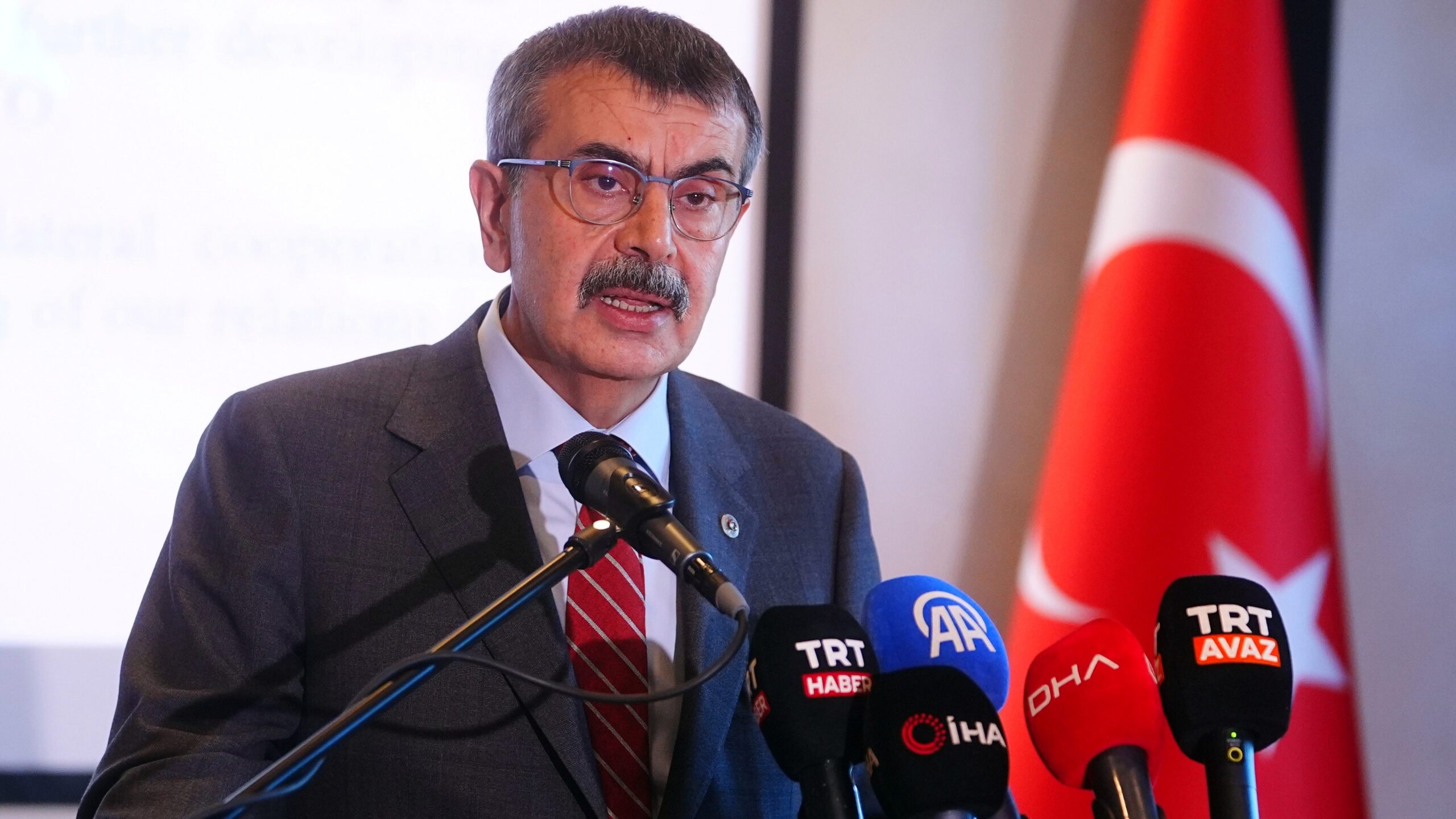 Milli Eğitim Bakanlığı Meta’ya Hukuki Süreç Başlatmaya Hazırlanıyor